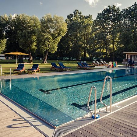 Villa Resort & Organic Spa - Luxusni Apartman S Virivkou تشيسكي بوديوفيتسه المظهر الخارجي الصورة